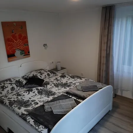 Lisa Vendeghaz شقة Hévíz